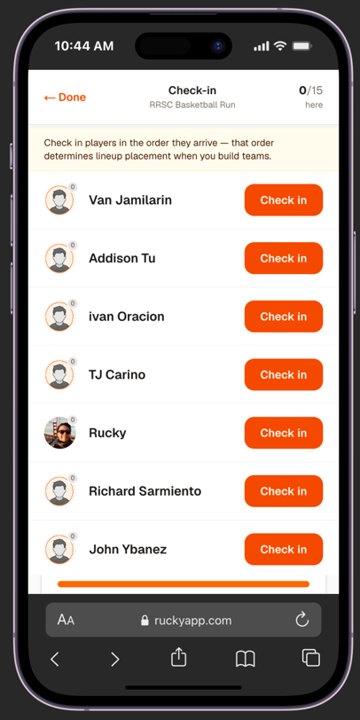Check-in screen with all players unchecked