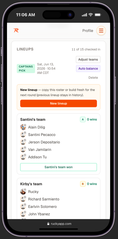 Lineup view showing two teams with action buttons